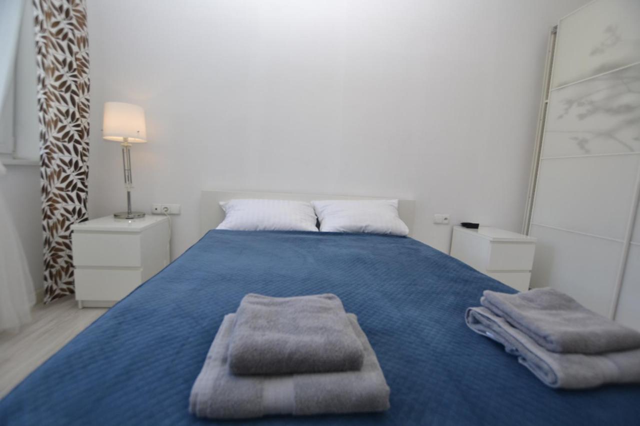 Apartament Bursztynowy Z Garazem -Centrum Gliwic Gliwice Exteriör bild
