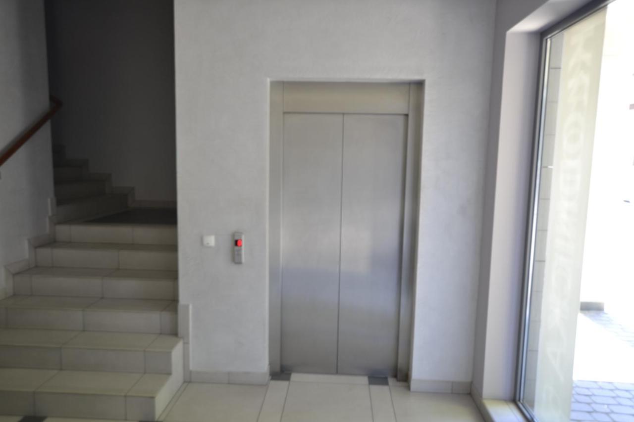Apartament Bursztynowy Z Garazem -Centrum Gliwic Gliwice Exteriör bild